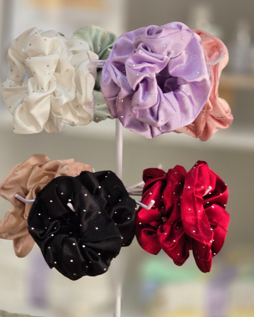 Satin Scrunchy Haargummi