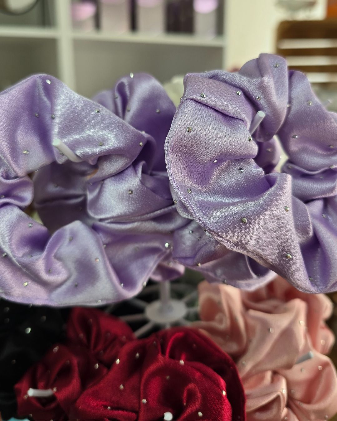 Satin Scrunchy Haargummi