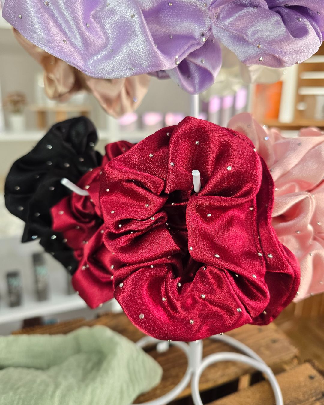 Satin Scrunchy Haargummi