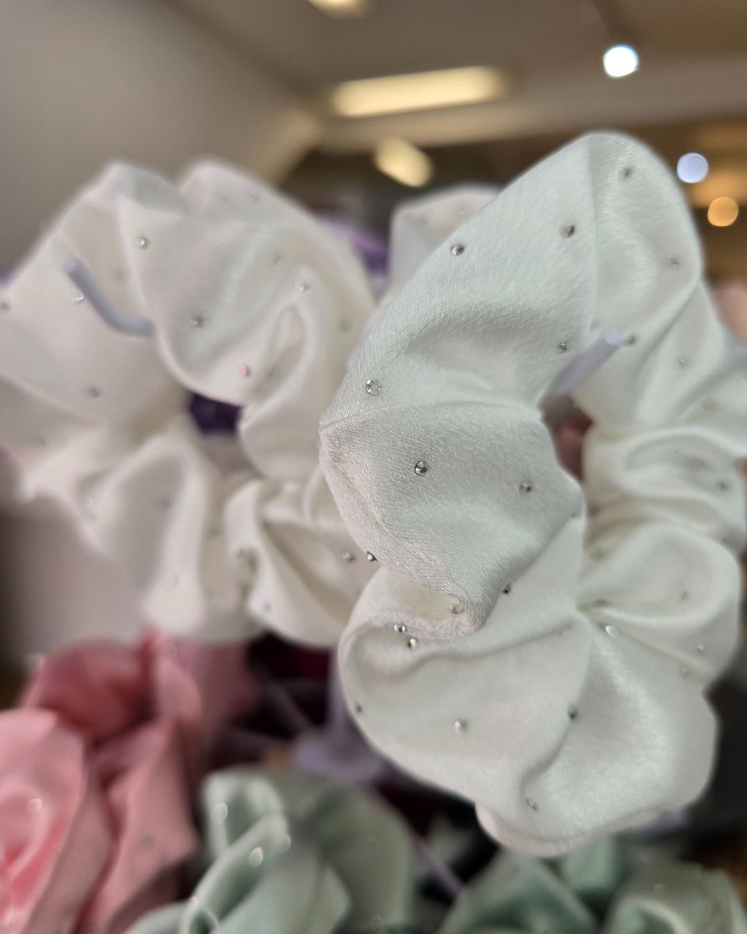 Satin Scrunchy Haargummi