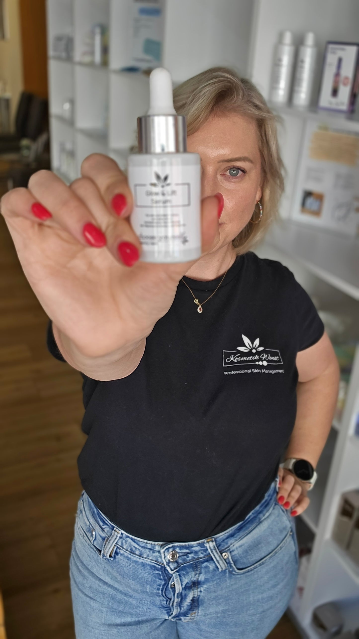 Glow & Lift Serum